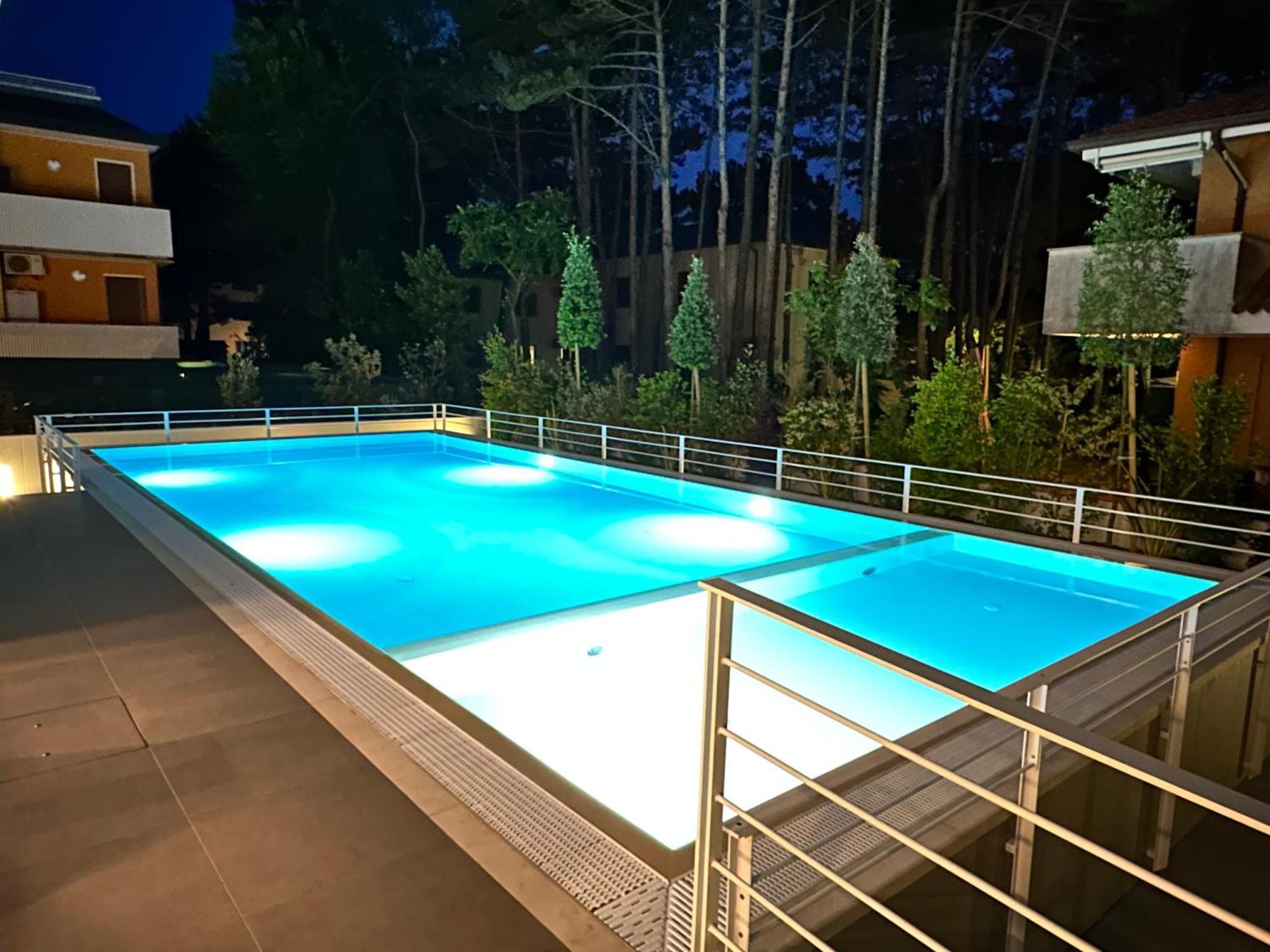 Nuovo Condominio Con Piscina E Garage Bibione Exterior photo